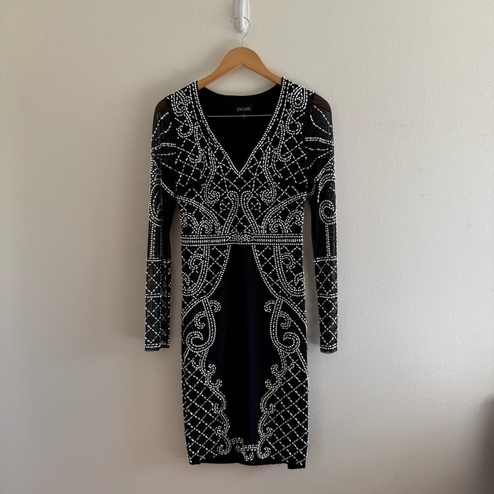 XSCAPE Black Long Sleeve White Silver Bead Embellishment Dress size 8 - Picture 10 of 10